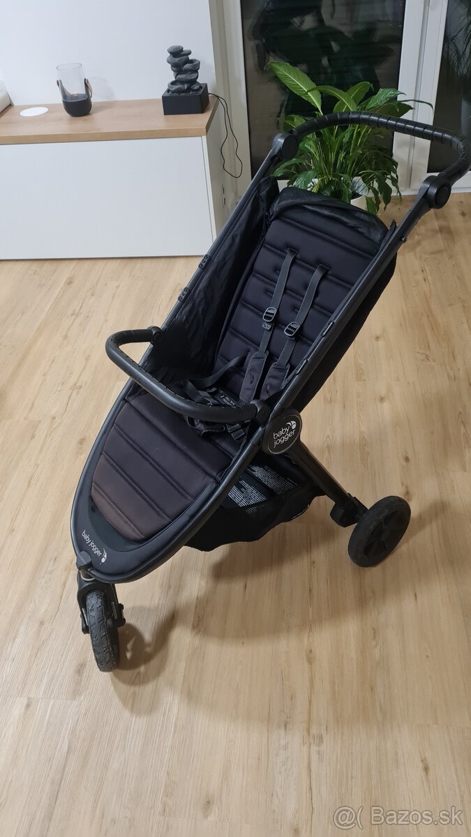 Baby Jogger City Mini GT2 s množstvom prislusenstva - 17