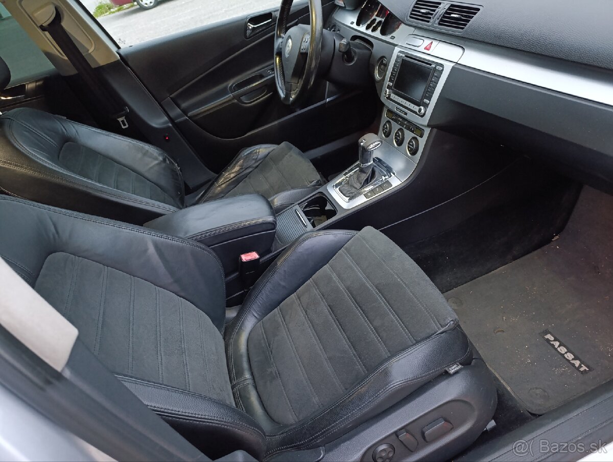 Volkswagen Passat R32 VR6 4x4 3.2 benzín 184kw Automat DSG - 17