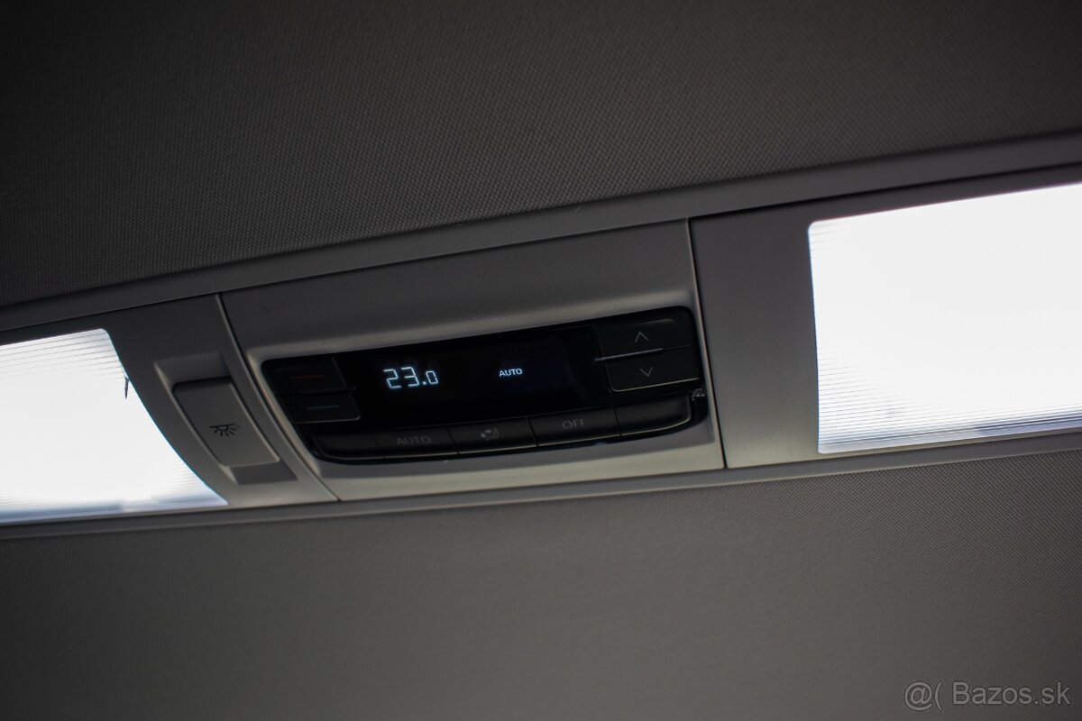 Volkswagen Multivan 2.0 TDI 150k Comfortline DSG - 17