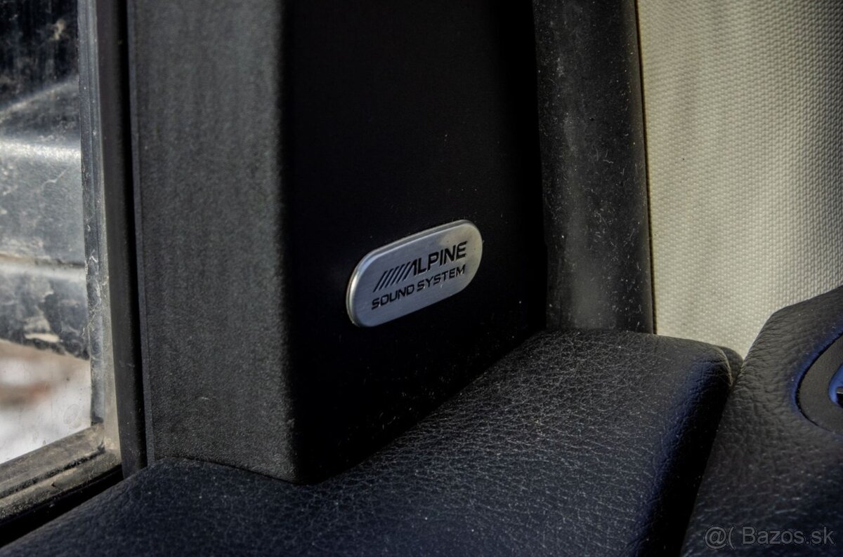 Fiat Freemont 2.0 16V MultiJet Black Code 4x4 / PANO - 17