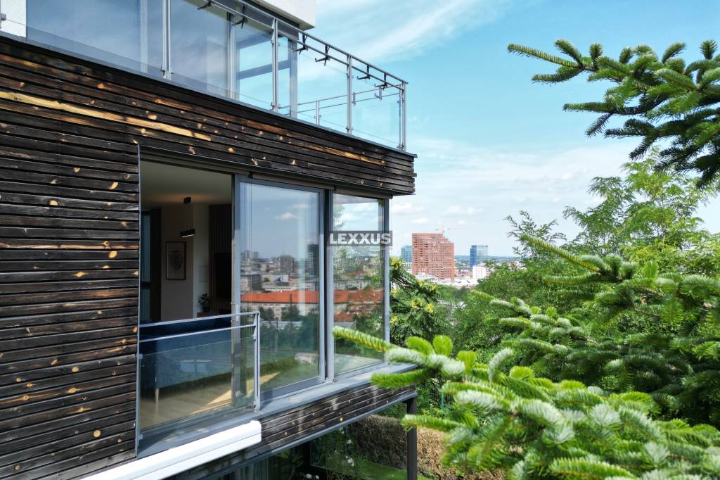 | Dizajnový 3 izbový byt s 2 terasami a garážou na Kolibe - 17