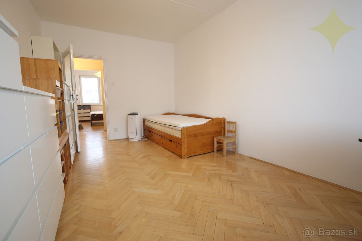 Na prenájom 3-izbový byt na „Račku“ - 17