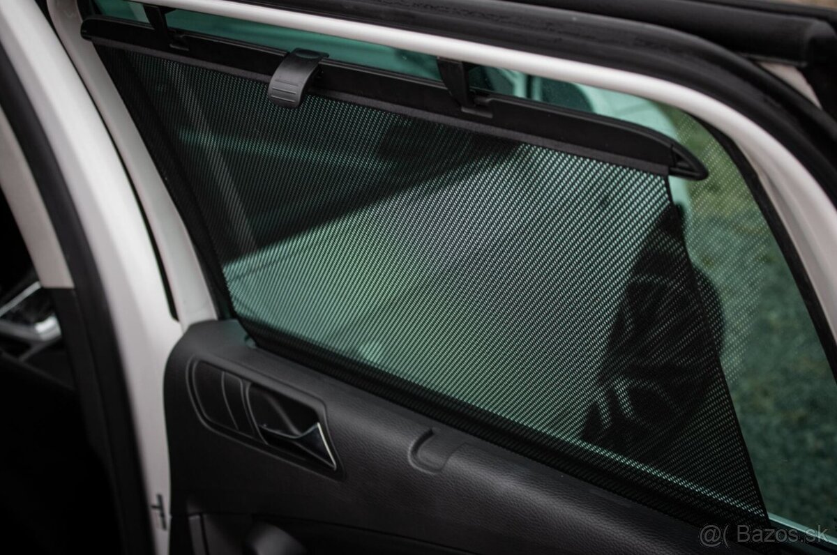 Volkswagen Passat Variant 3.2 V6 4Motion DSG - 17