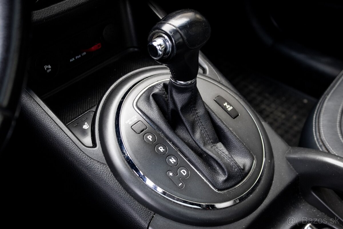 Kia Sportage 2.0 CRDi 4WD automat - 17