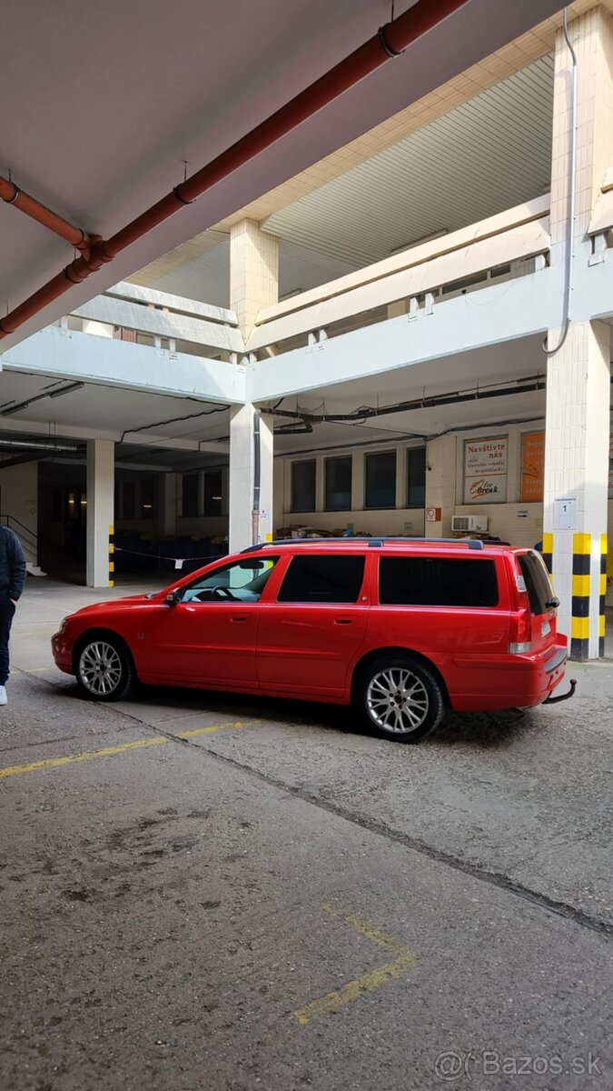 Volvo V70 D5, manuál - 17