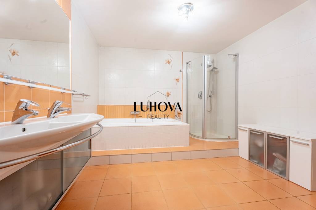 JEDINEČNÝ, NADŠTANDARDNÝ 4-izbový byt - 17