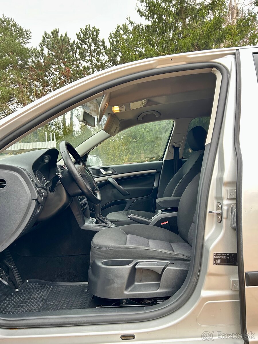 Škoda Octavia 2 1.9 TDi 77kw - 17