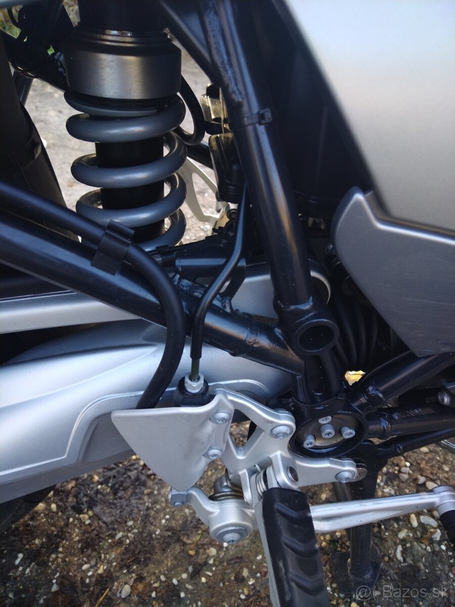 BMW R1200ST - 17