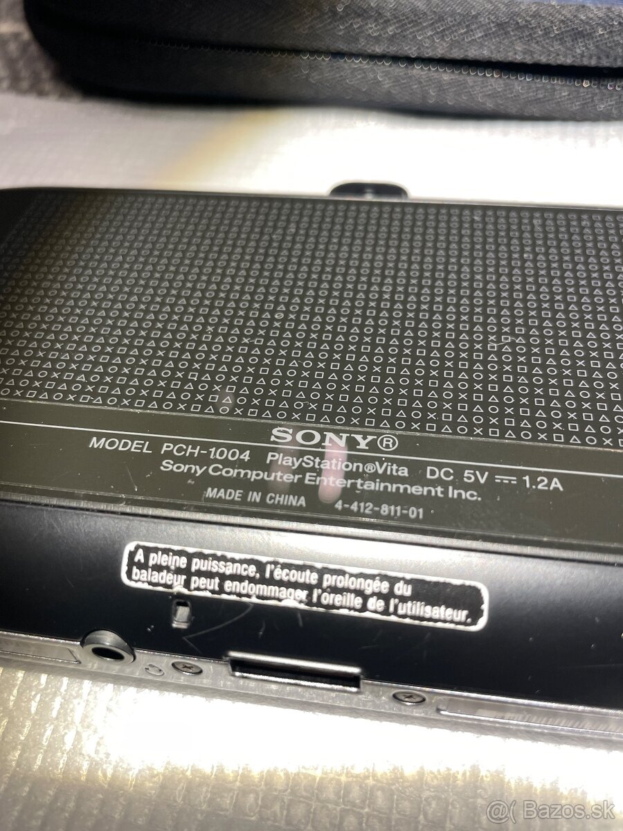 PS VITA PCH-1004 Oled 16GB / komplet box - 17