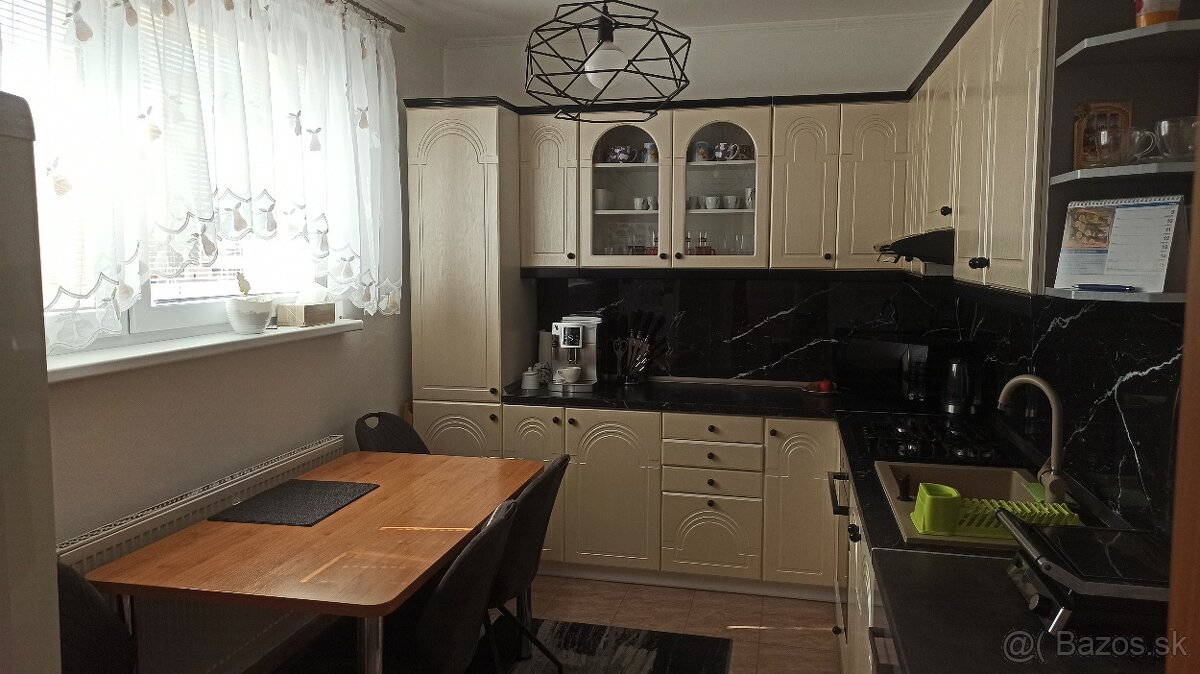 3-izbový byt v centre Sabinova - 17