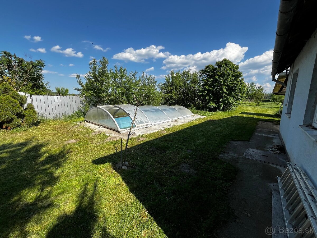 PREDAJ : Rodinný dom s bazénom - 17