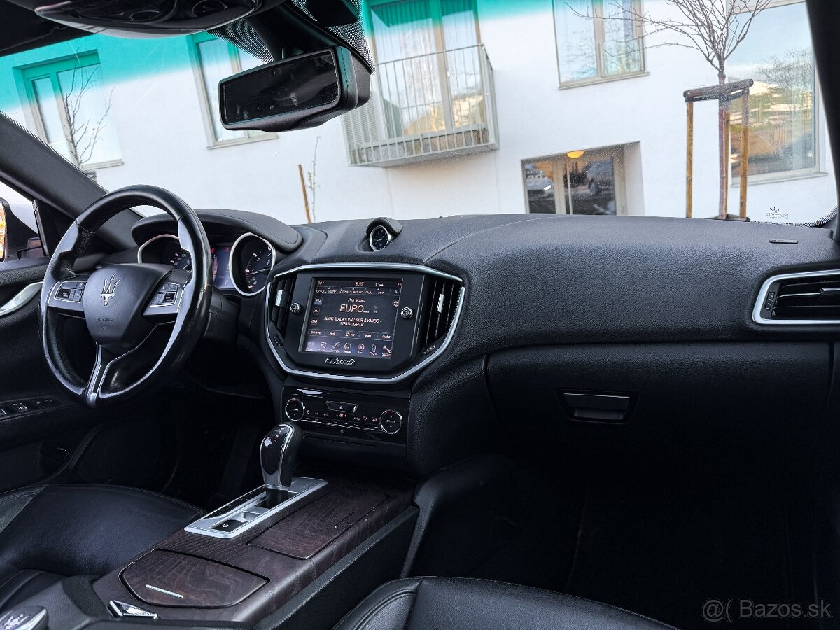 Maserati Ghibli V6 202kW, Zadný náhon - 17