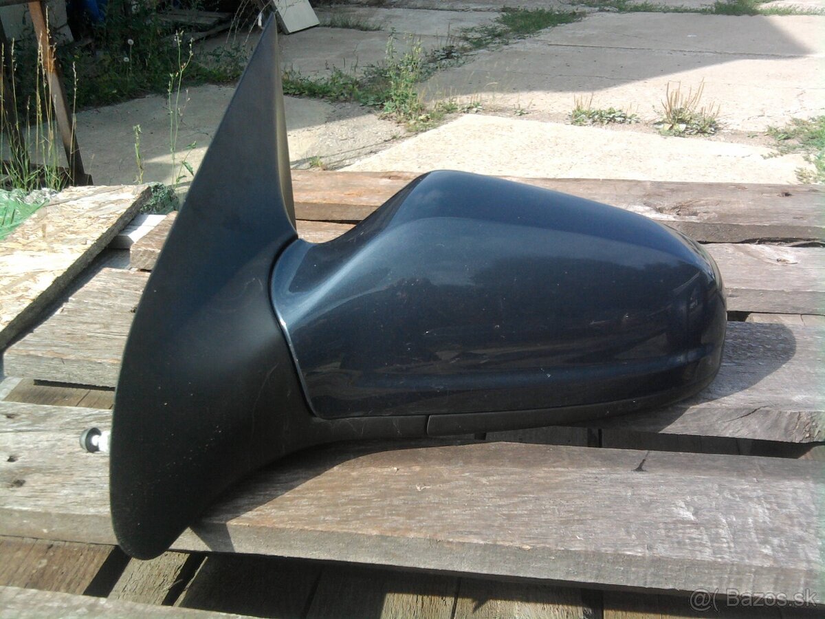 Predam na Opel astra H predne a zadne svetla - 17