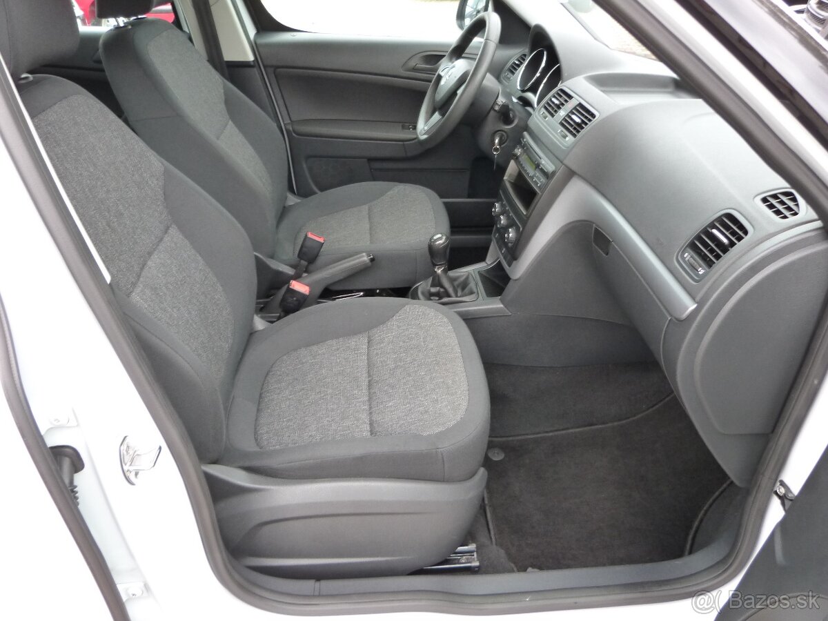 Škoda Yeti 1.2 TSI Active, klíma, vyhriev.sedadlá,ťažné - 17