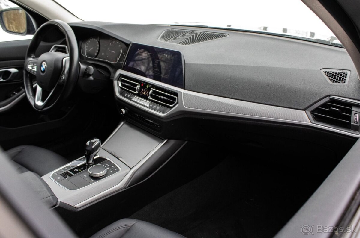 BMW Rad 3 Touring 318i A/T - 17