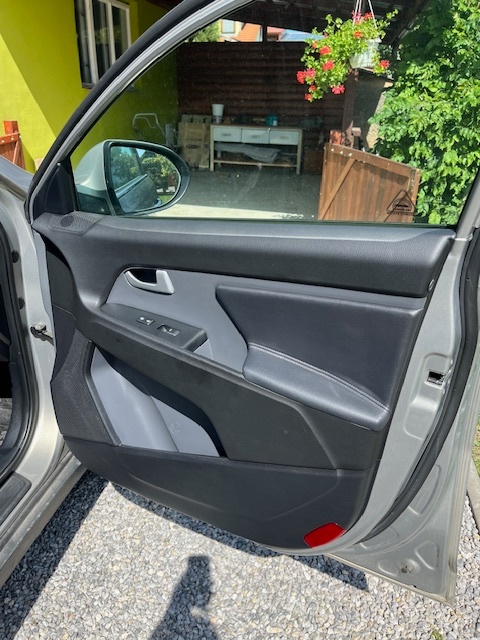 Kia Sportage 2.0 CRDi AWD - 17