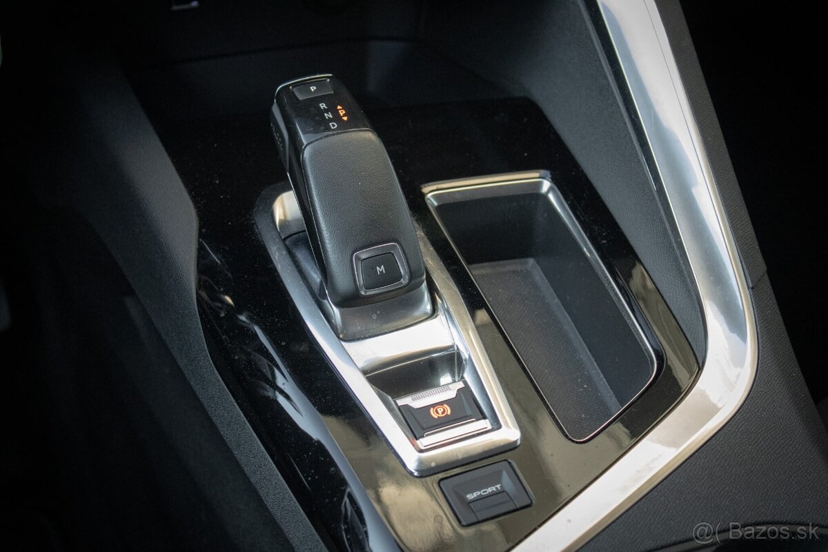 Peugeot 5008 1.2 PureTech 130 E6d-ISC Allure EAT8 - 17