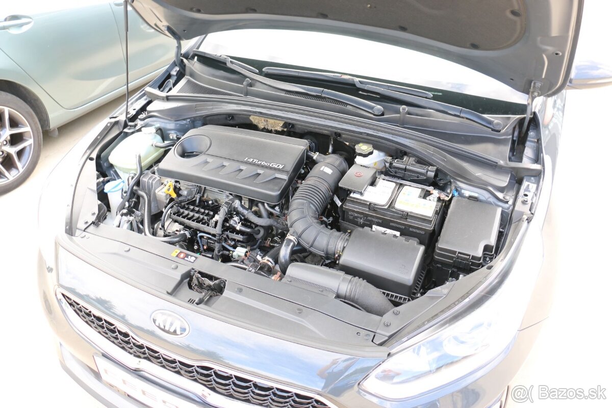 Kia Ceed SW 1.4 T-GDi Gold - 17