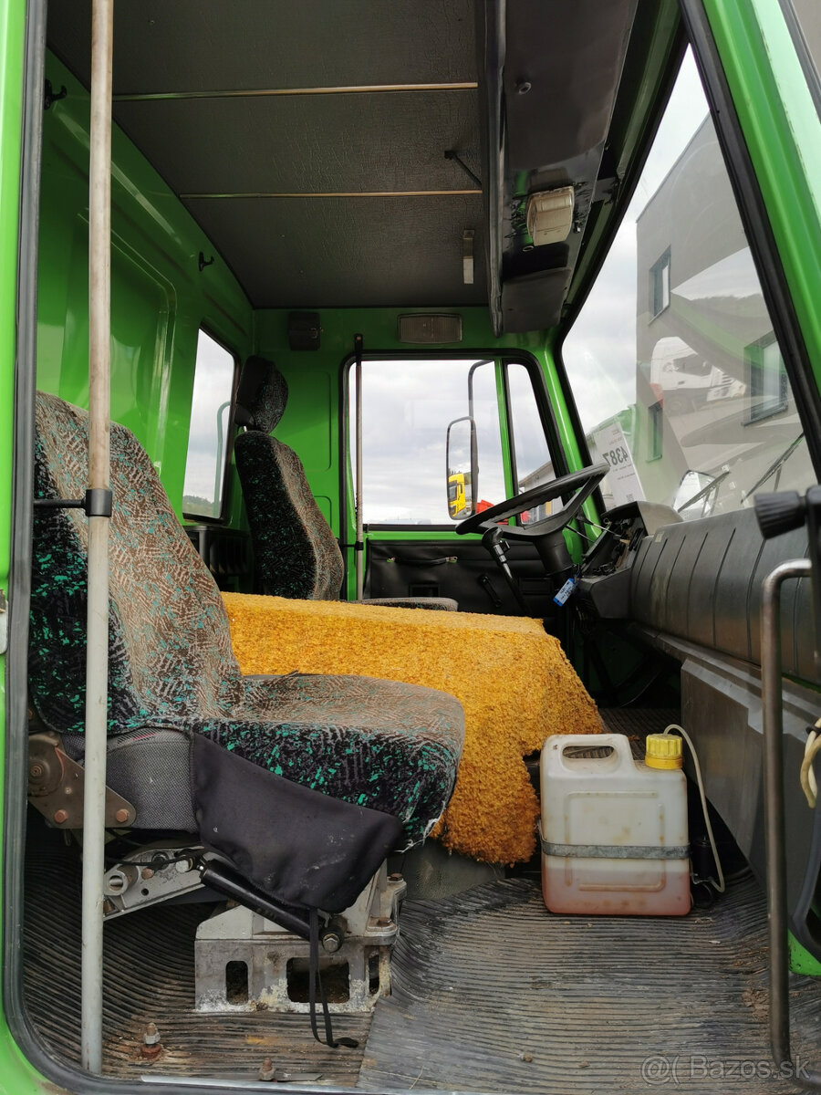 Prodám nákladní automobil TATRA T815 6X6.2 s hydraul. rukou - 17