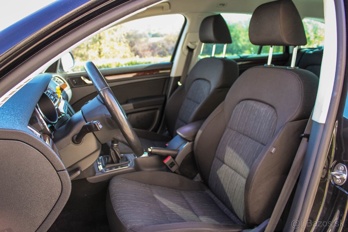 Škoda Superb Combi 2.0 TDI CR 140k Comfort - 17