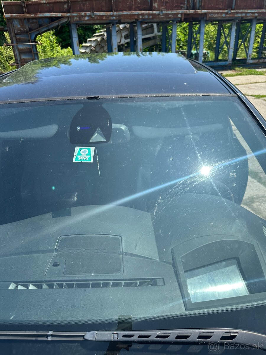 Rozpredam bmw e60 525d 145kw - 17