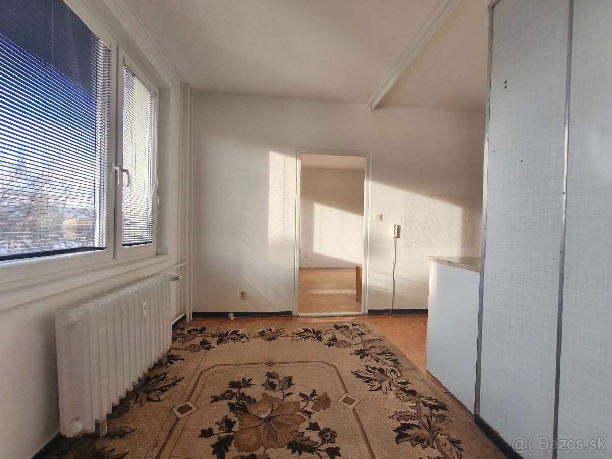 PREDAJ 3,5- izbový byt v centre mesta - 17