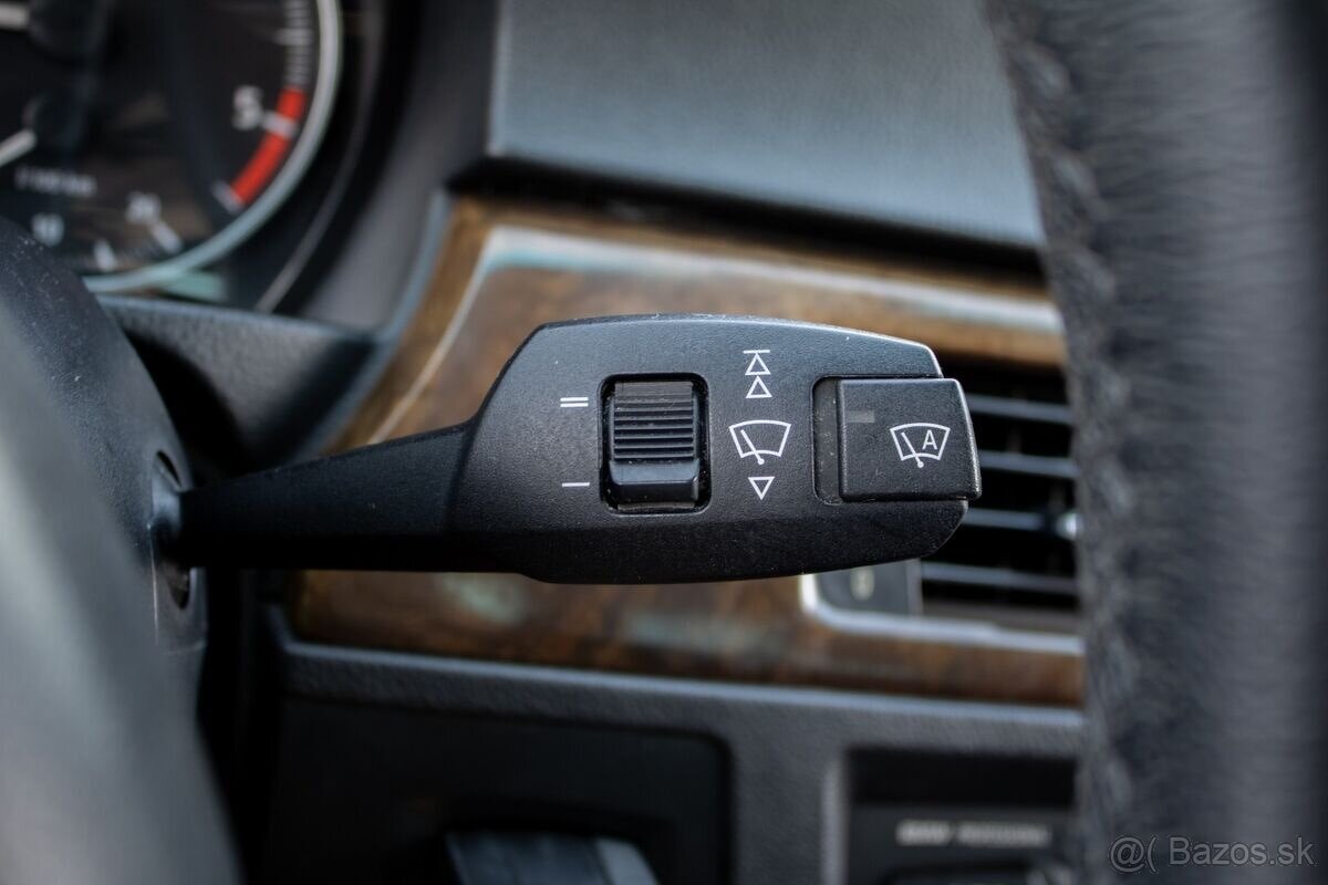 BMW Rad 3 320d 120 kW e90 - 17
