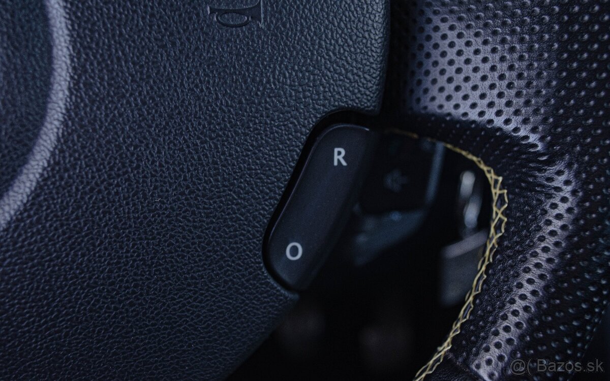 Renault Clio RS 2.0i 16V - 17