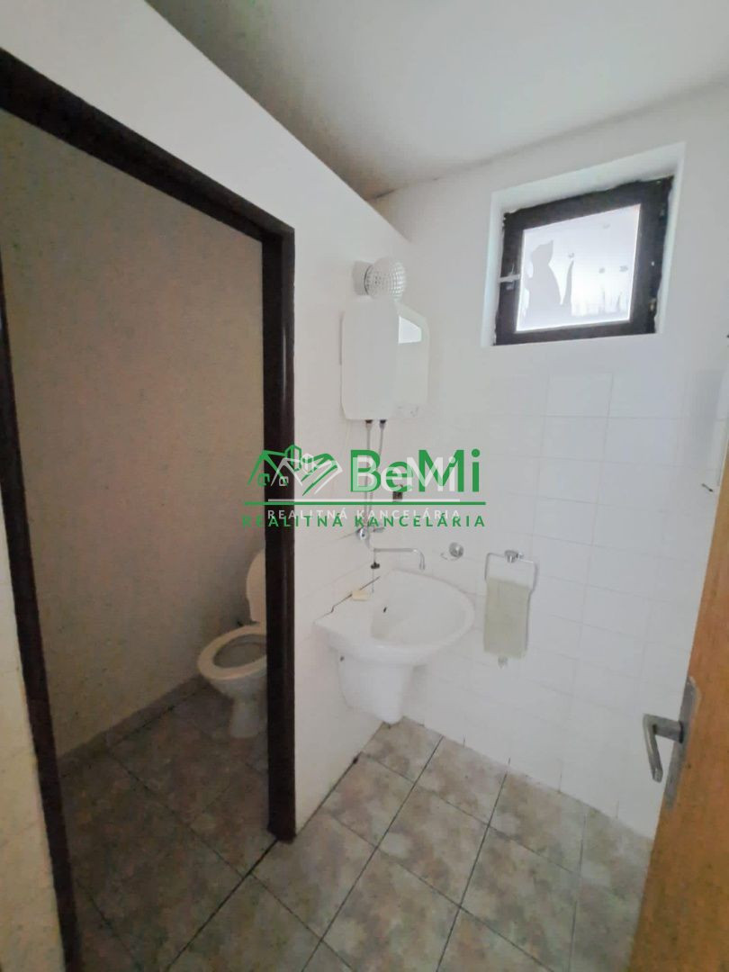 Rodinný dom za cenu bytu Častkovce - 17