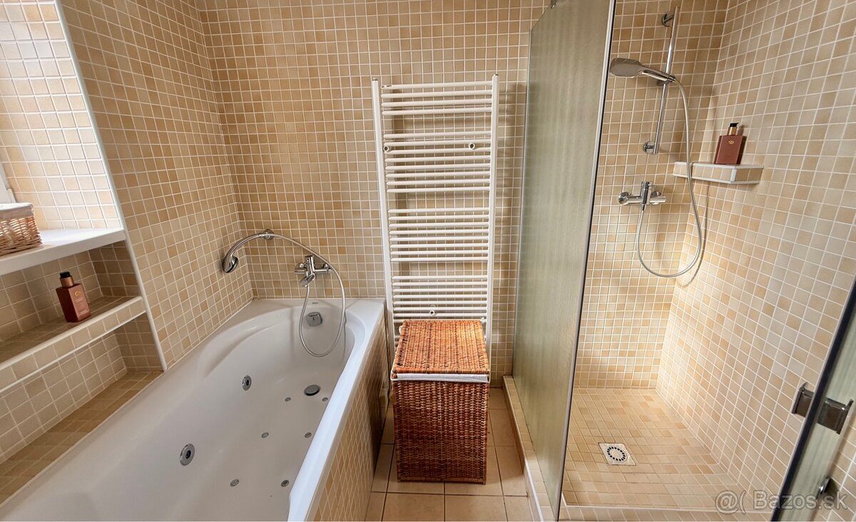 Jedinečný 3 izbový byt Staré Mesto 115m2 - 17