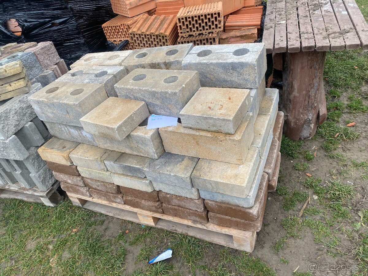 Zámková dlažba , okrasné tvárnice , betónové strešný - 17