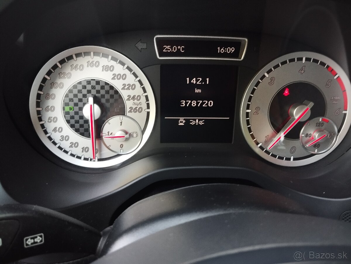 Mercedes Benz A - 17