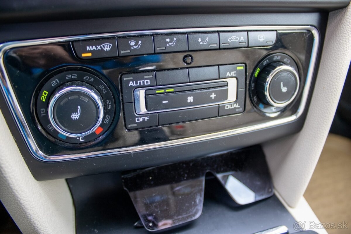 Škoda Superb Combi 2.0 TDI CR 170k Elegance DSG. - 17