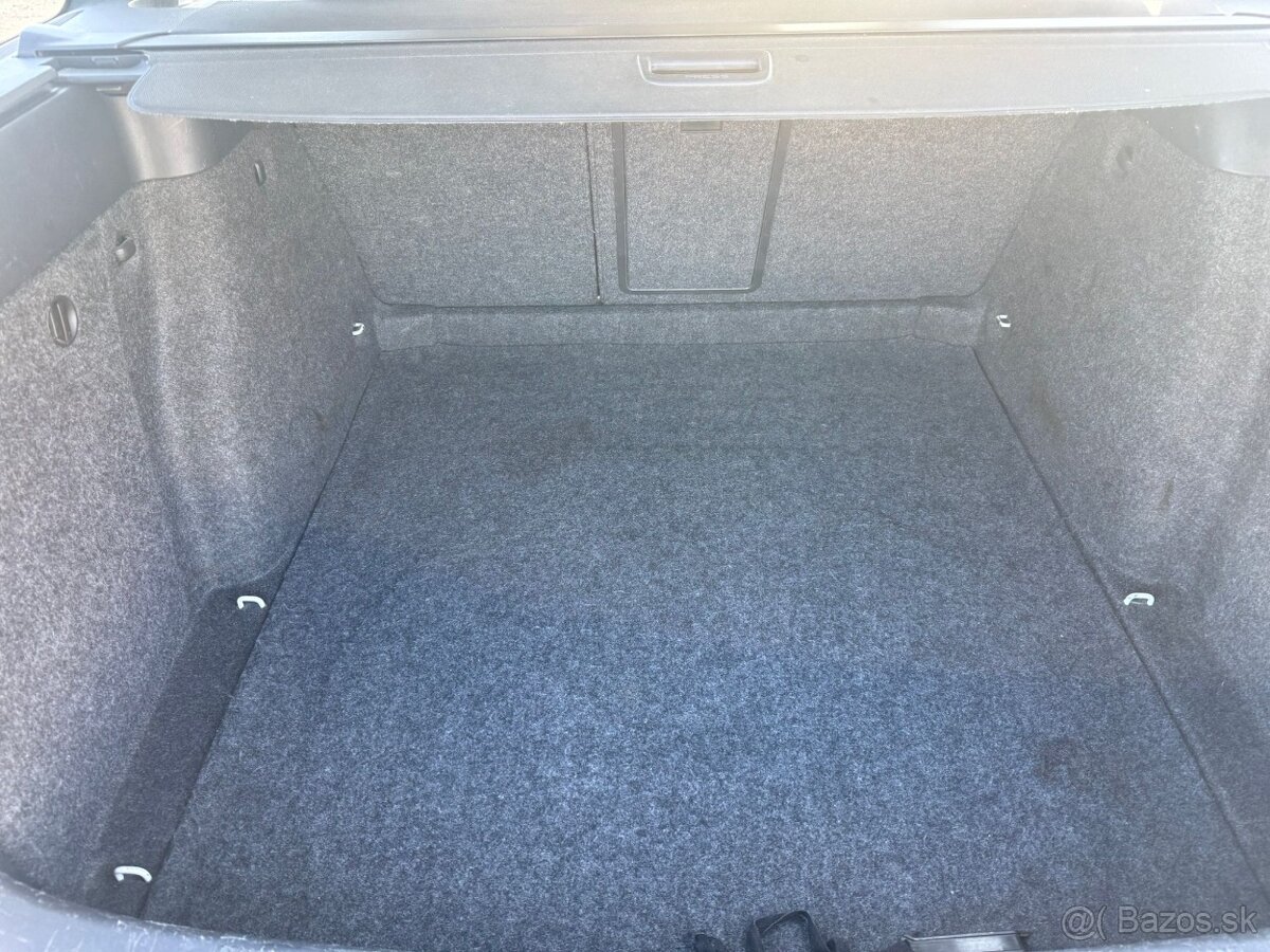 Škoda Octavia Combi 2.0 TDI CR DPF 4x4 Scout - 17