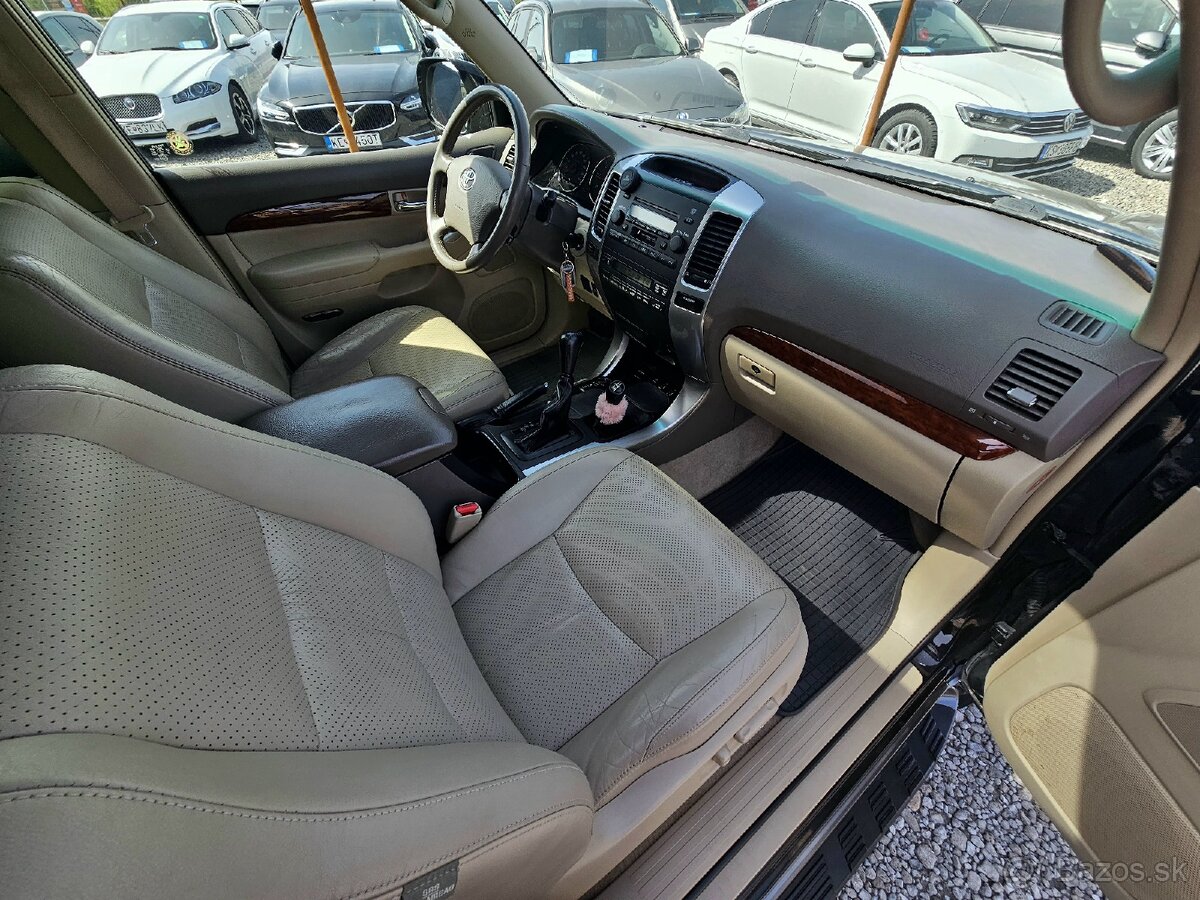 Toyota Land Cruiser 3.0 D-4D Lux+ A/T - 17