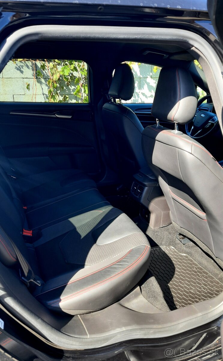 Predám Ford Mondeo Combi 2.0 TDCi EcoBlue ST-Line A/T - 17