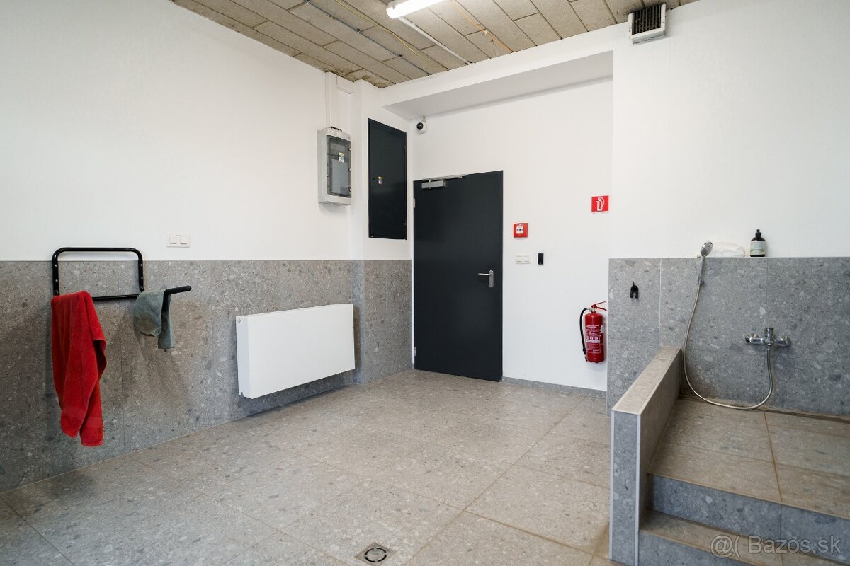 NADŠTANDARDNÝ 1,5i BYT V PROJEKTE GUTHAUS - 17