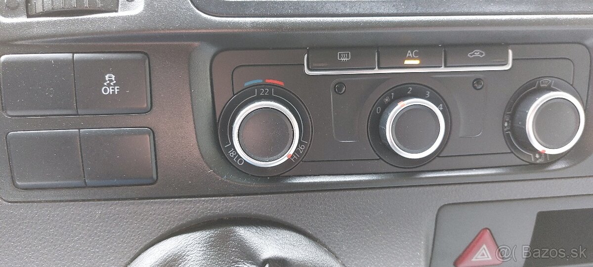 Volkswagen Transporter T5 2.0 TDI 140k LONG - 17