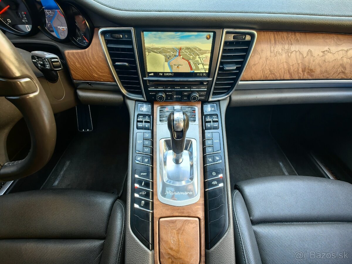 PORSCHE PANAMERA 4 -FACELIFT-4X4-MOZNA VYMENA - 17