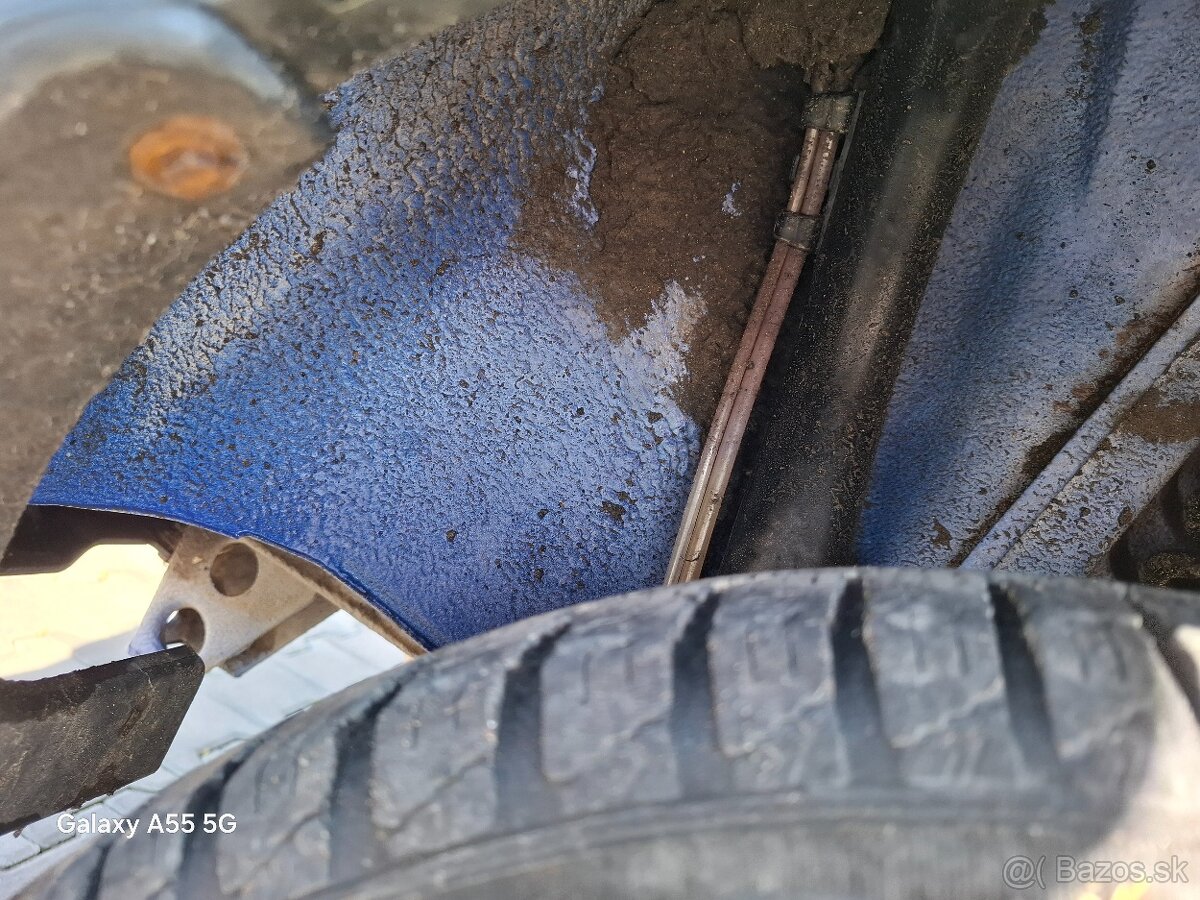 Škoda favorit 1,3 - 17