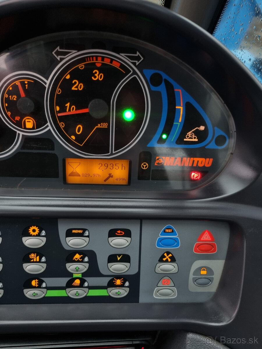 Teleskopický manipulátor Manitou MT1440 - 17