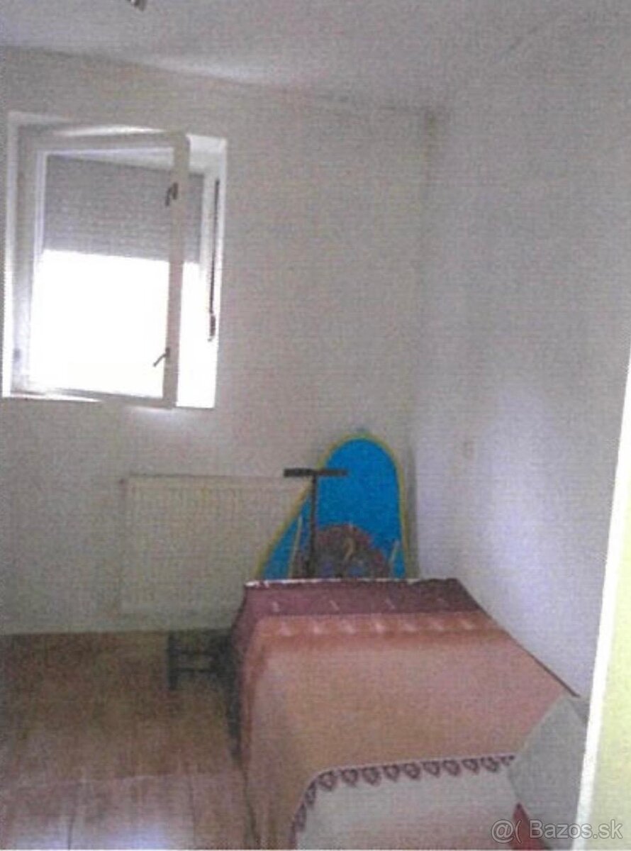 Rodinný dom - podpivničený so záhradou - 17