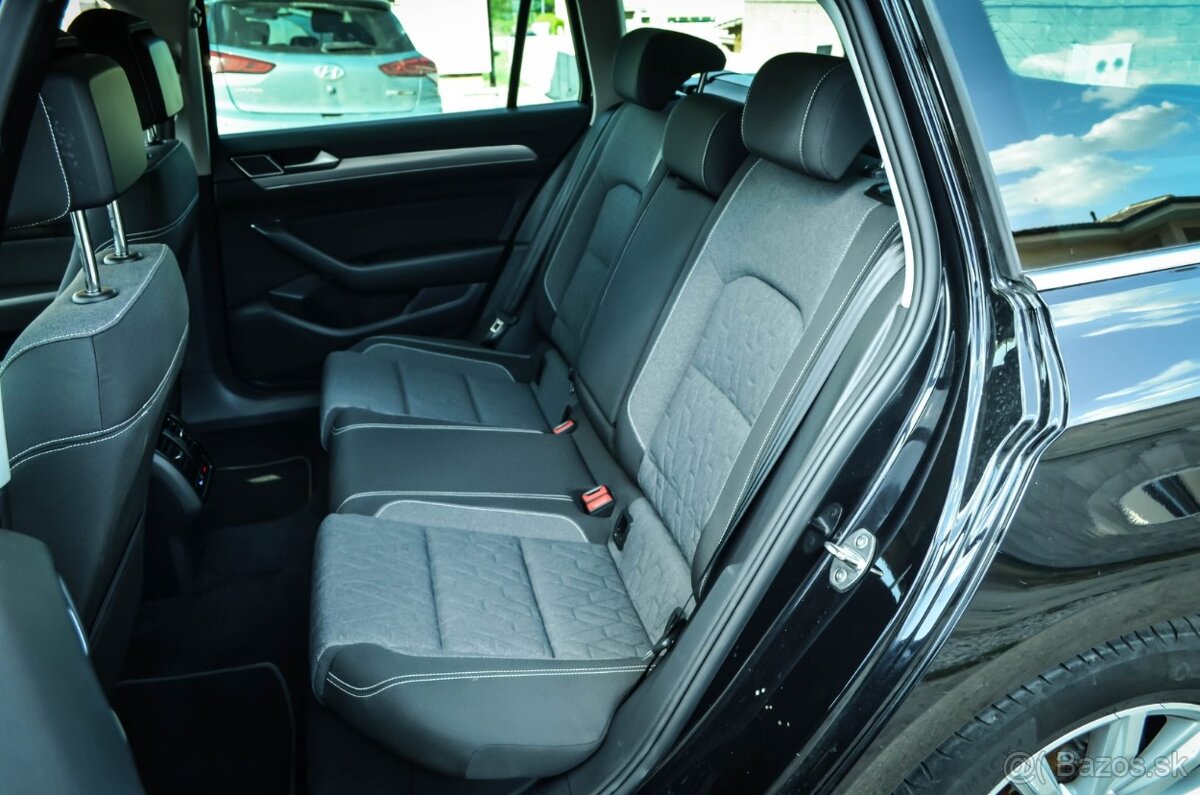 Volkswagen Passat Variant 2.0 TDI DSG - 17