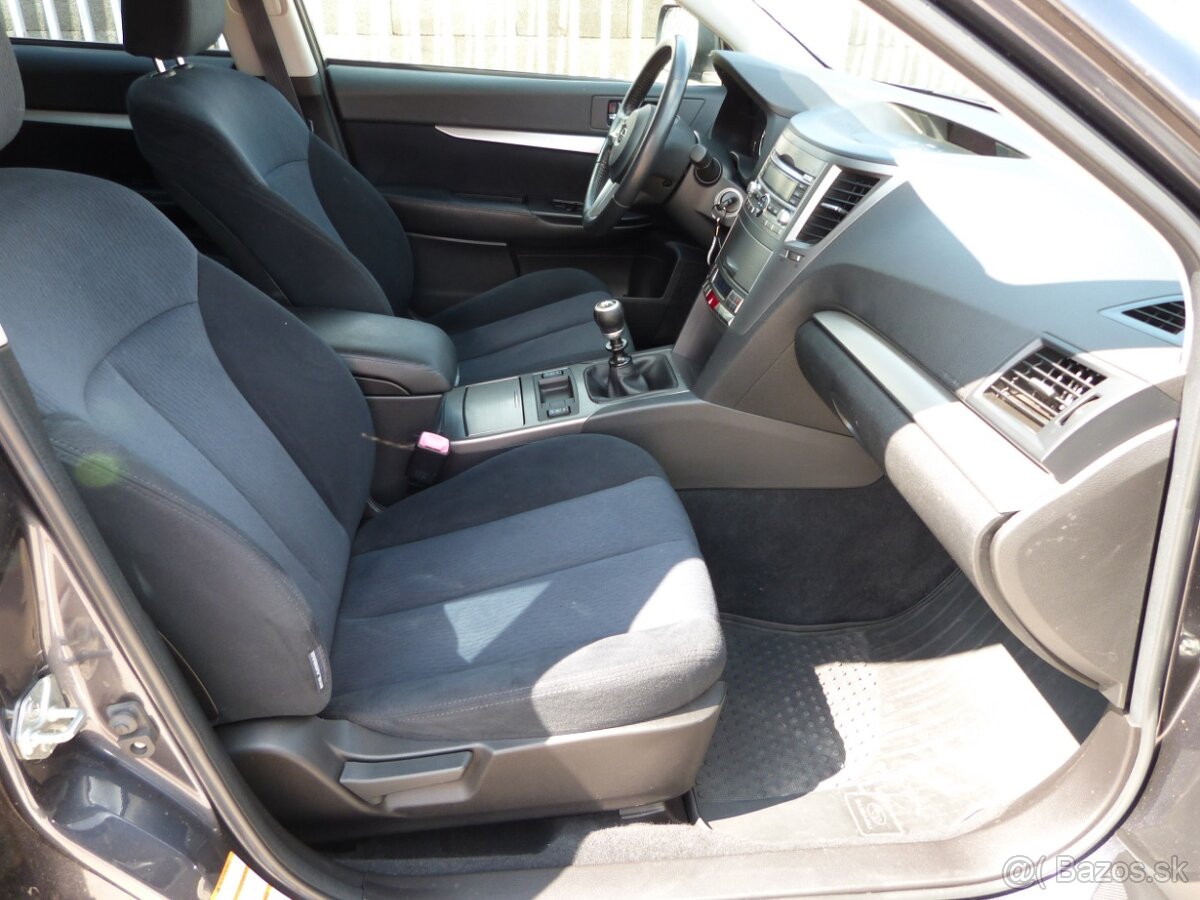 Subaru Outback 2.0 D Comfort - 17