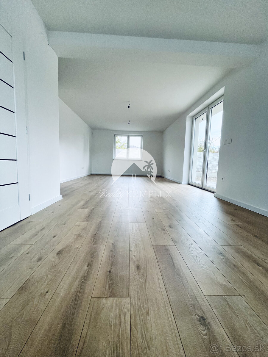 Reality KOMPLEX s.r.o., Vám ponúka na predaj moderný 4-izbov - 17