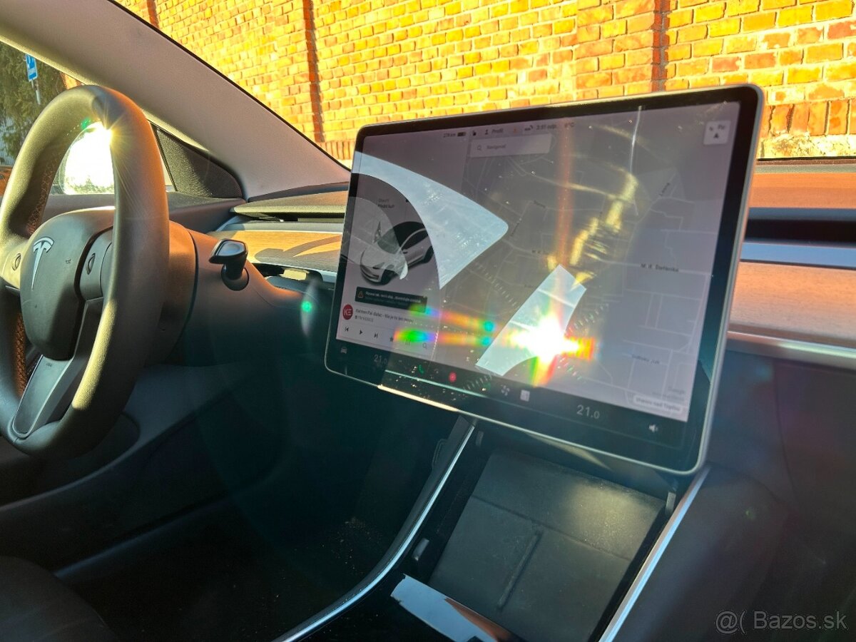 Tesla model 3 výkon 239 kW batéria 60kW - 17