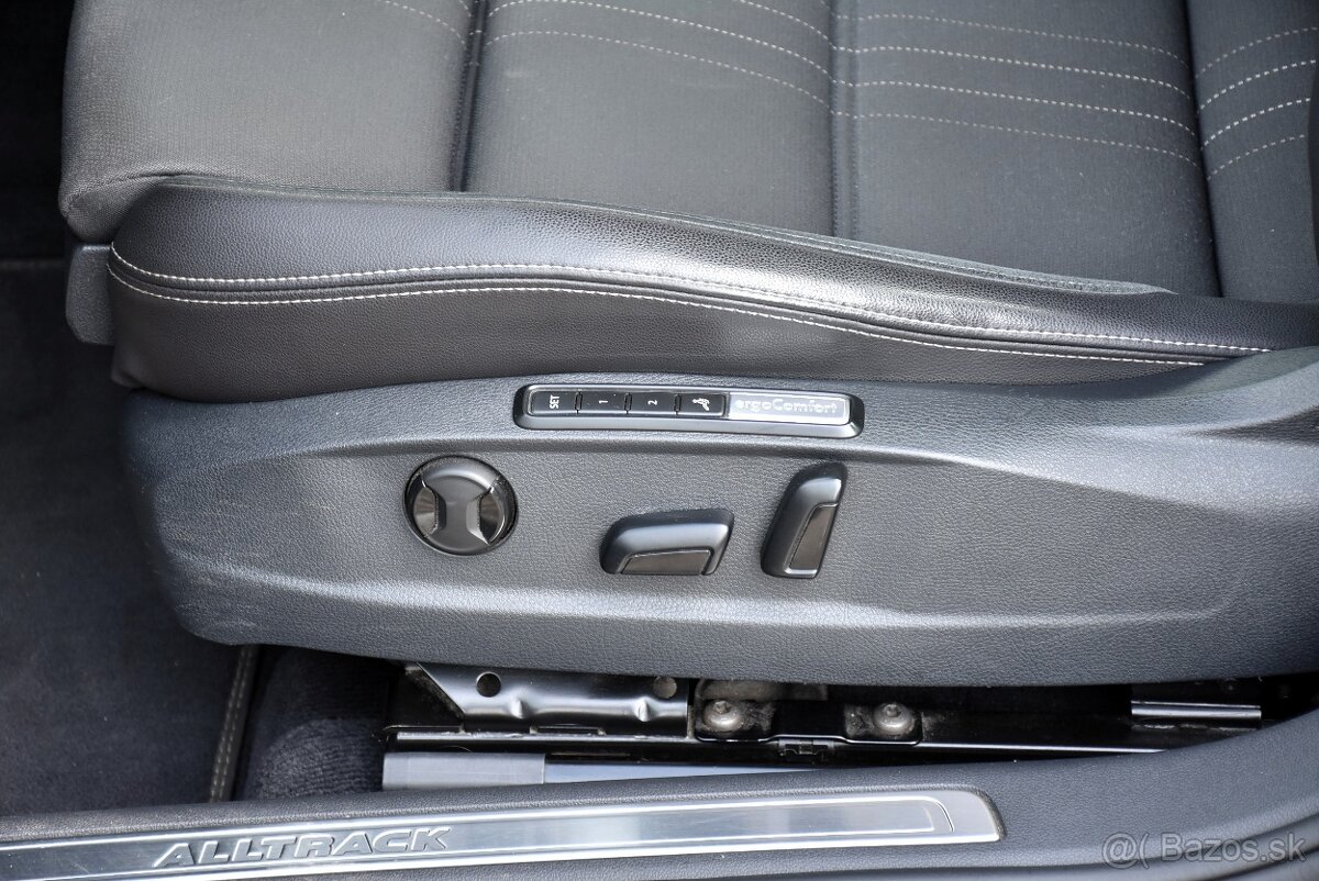 Volkswagen Passat Alltrack 2.0 TDI DSG 140 kW DSG 4X4 SR - 17