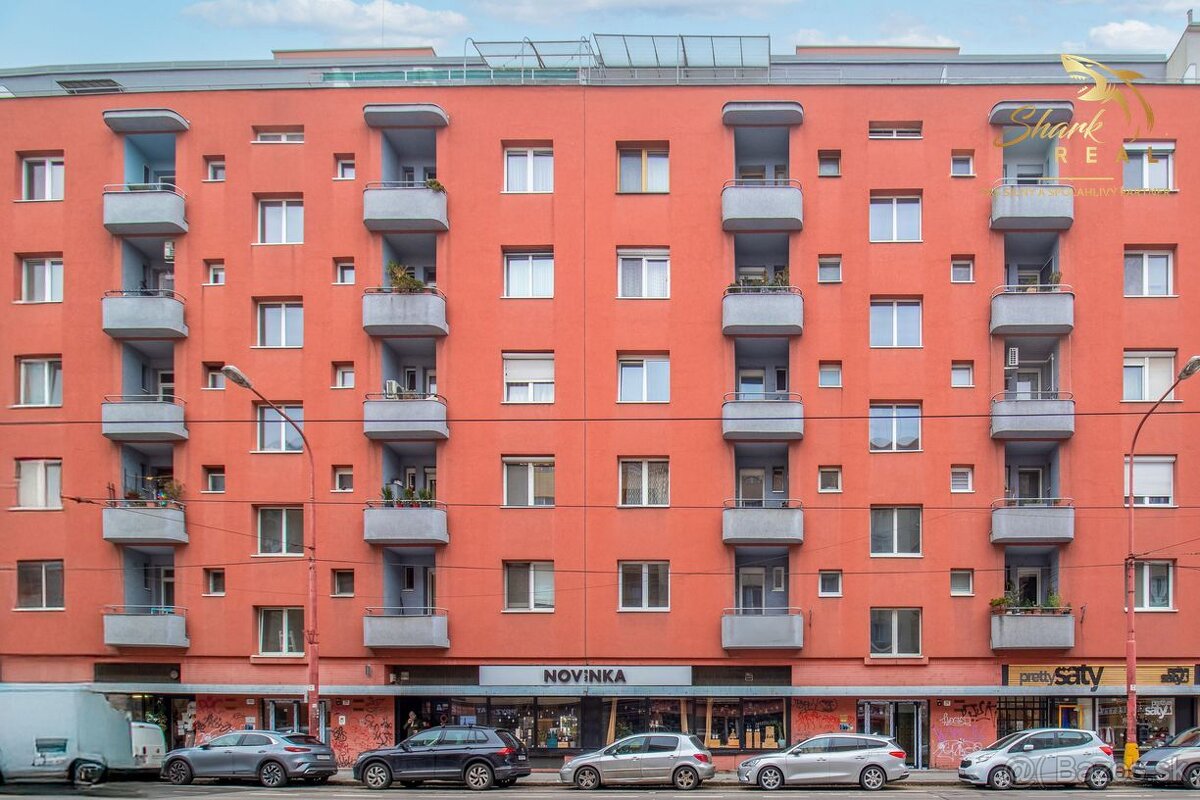 4i byt s otvorenou dispozíciou a 2 balkónmi v srdci Starého - 17