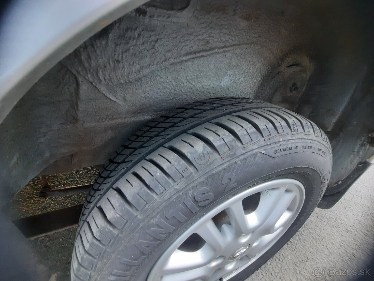 Nissan NV200 1.5 dCi 66kw Evalia 7-Miestne BUS - 17