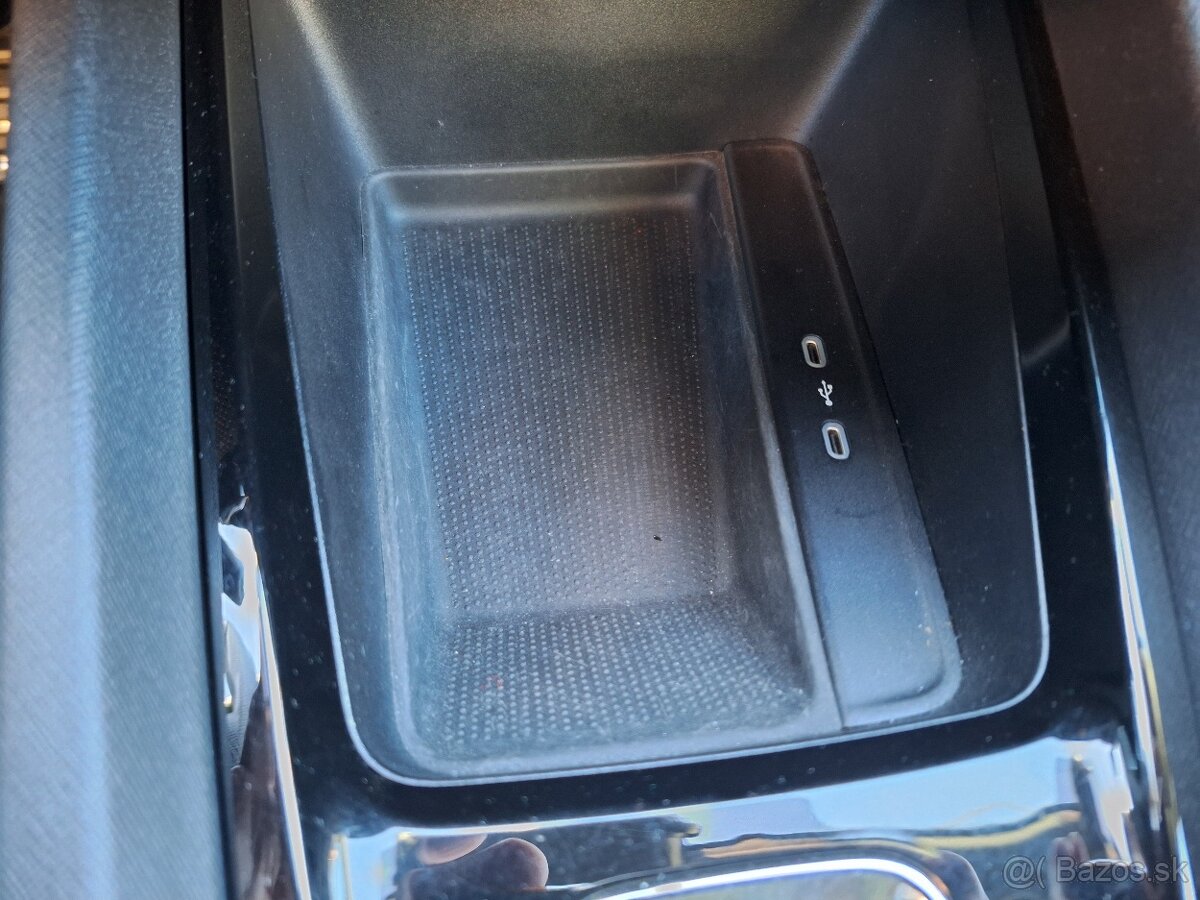 Skoda octavia 4 combi - 17